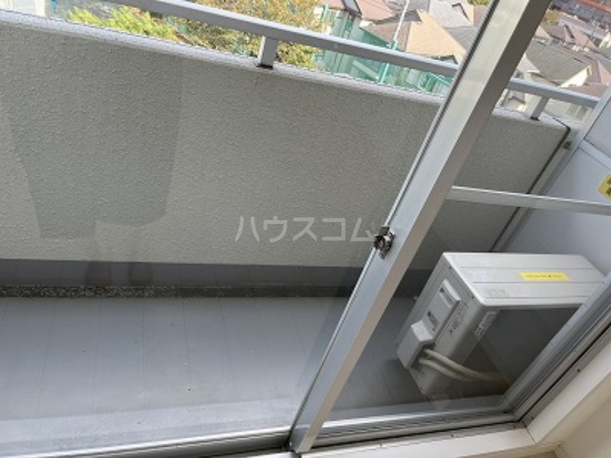 14/28 バルコニー