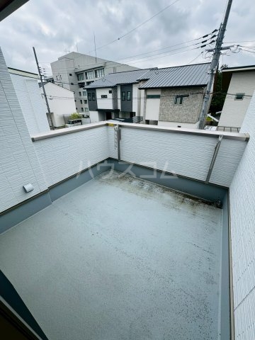 27/30 バルコニー