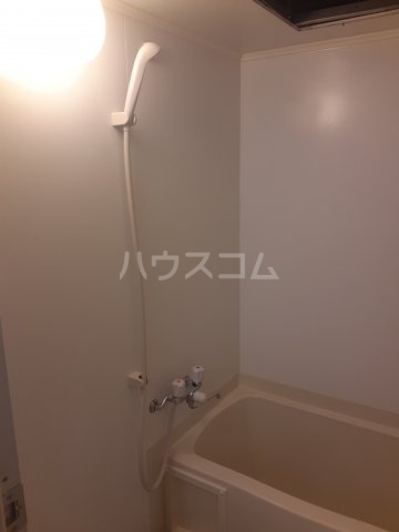 17/30 浴室