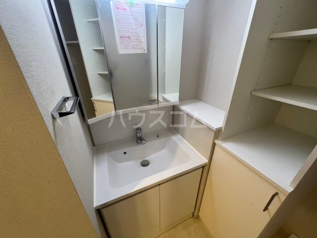 13/28 洗面