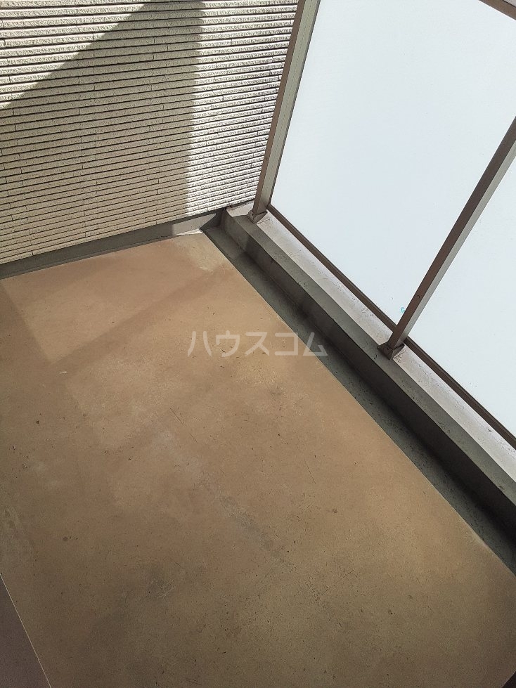 20/28 バルコニー