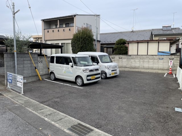 21/22 駐車場
