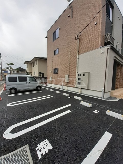 15/27 駐車場