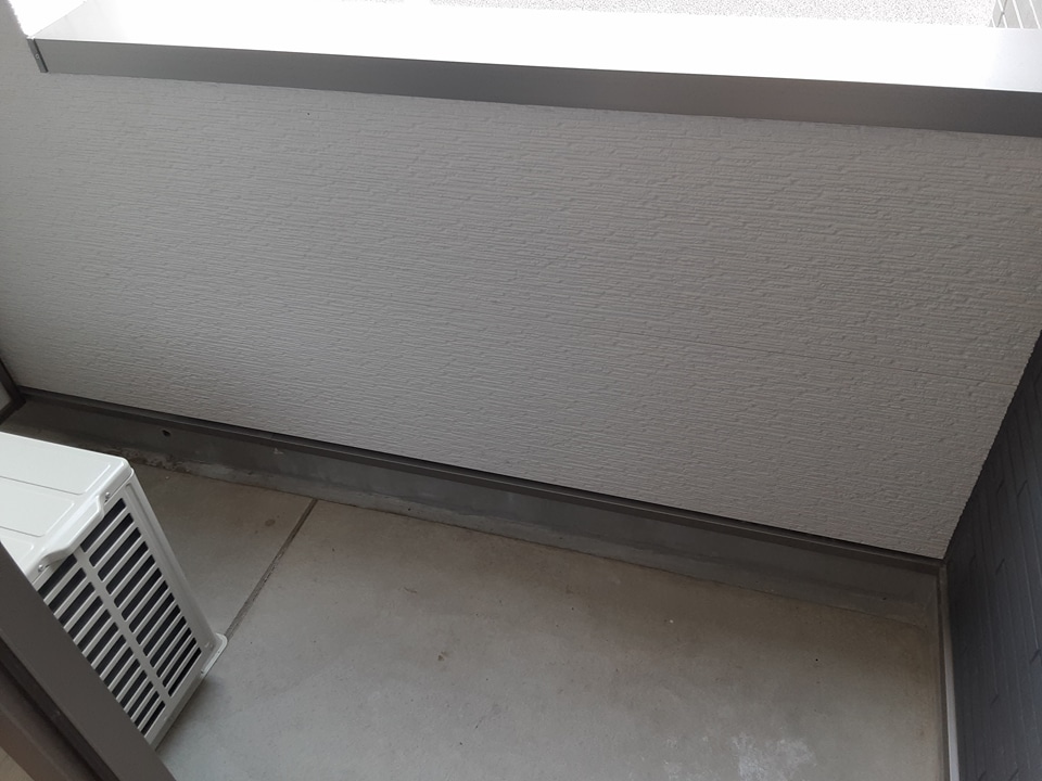 15/22 バルコニー