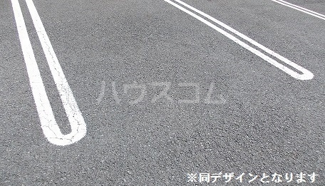 17/23 駐車場