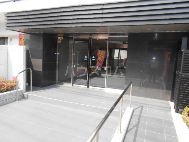 22/29 エントランス