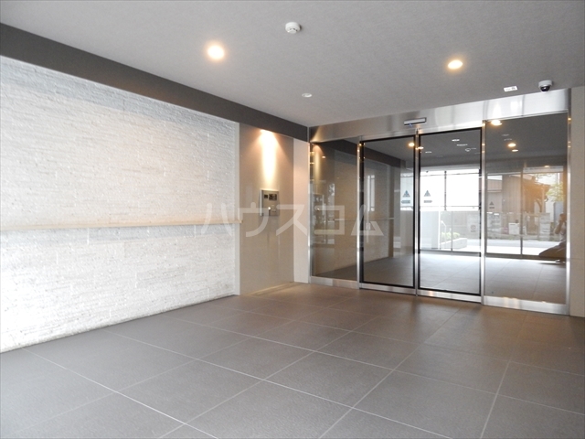 22/29 エントランス