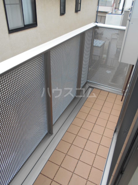 18/30 バルコニー