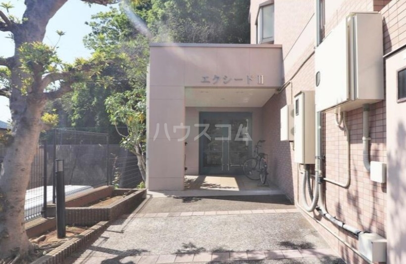 2/4 エントランス