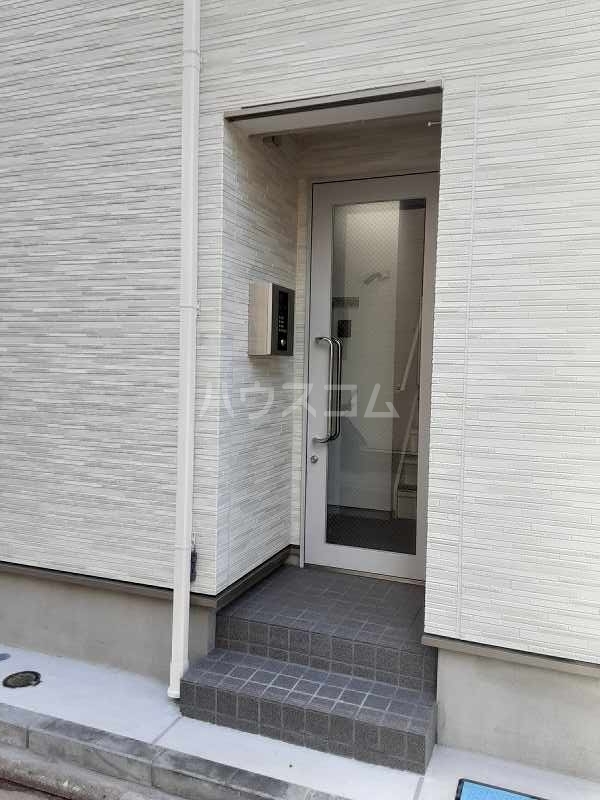 20/25 エントランス