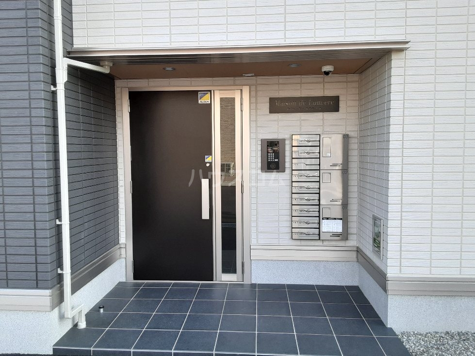 29/30 エントランス