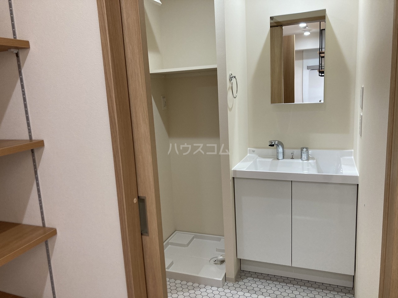 18/30 洗面