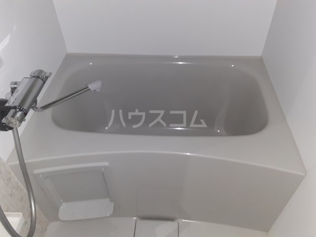 17/30 浴室