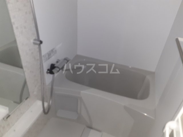 16/30 浴室