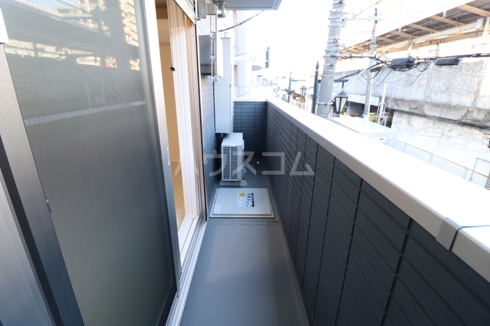 19/27 バルコニー