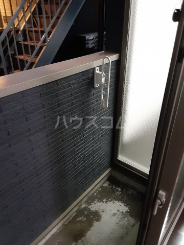 18/27 バルコニー