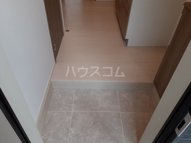13/30 玄関