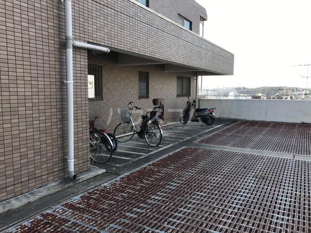 14/25 駐車場
