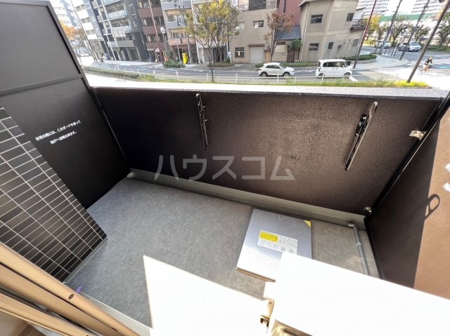 19/27 バルコニー