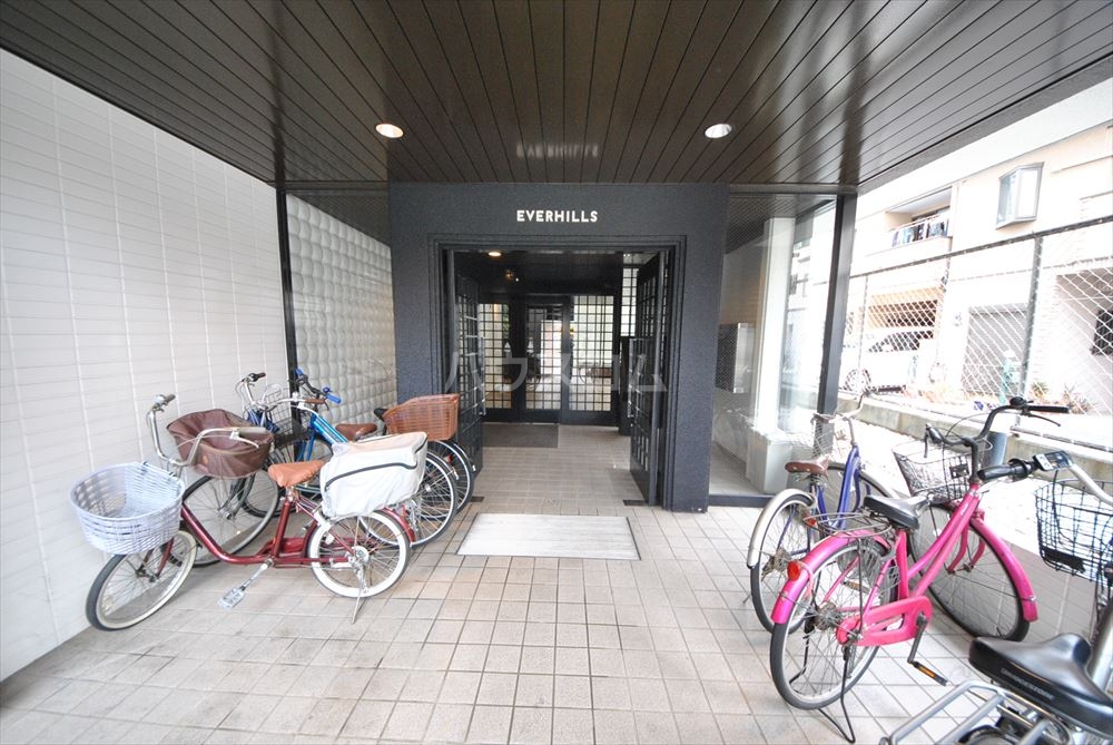 29/30 エントランス