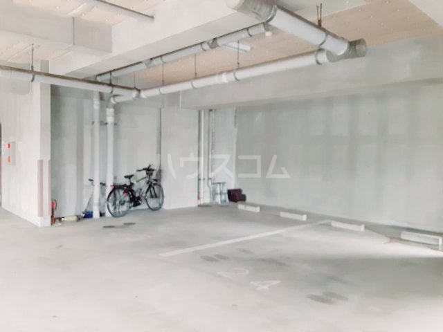 26/30 駐車場