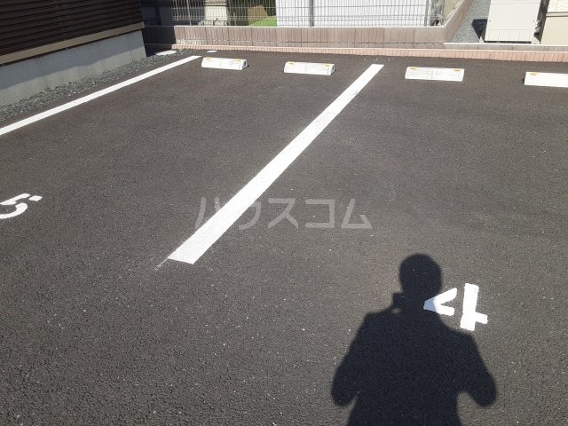 15/25 駐車場