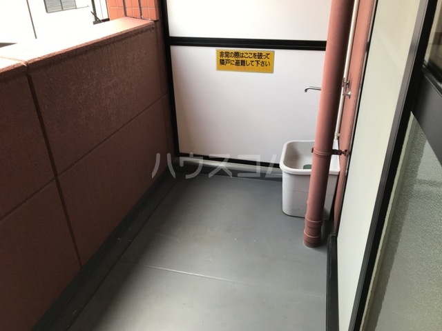 22/28 バルコニー