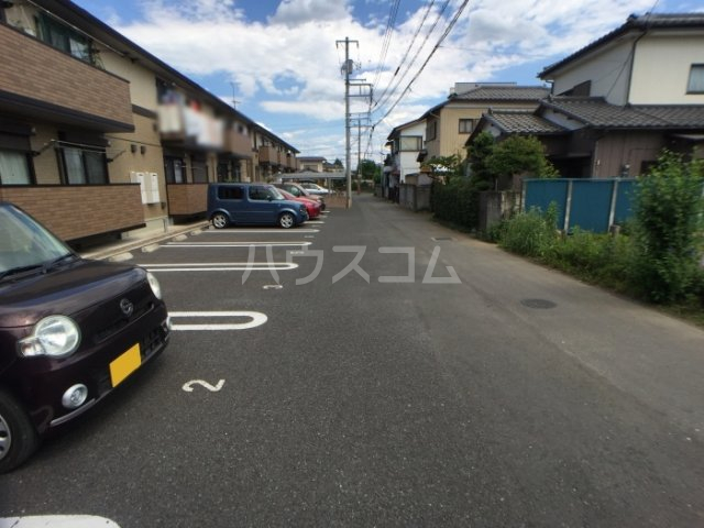 17/25 駐車場