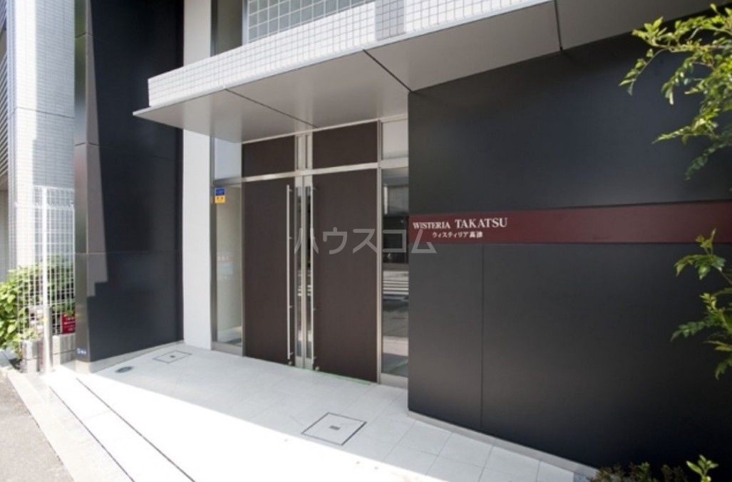 28/30 エントランス