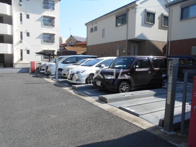 3/4 駐車場