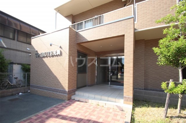 19/29 エントランス