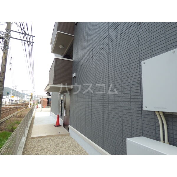 18/28 エントランス