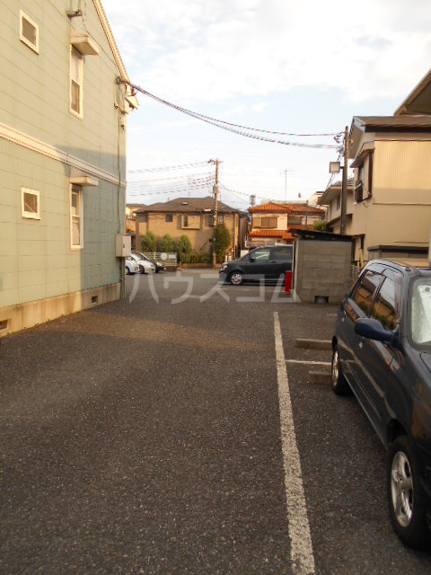20/28 駐車場