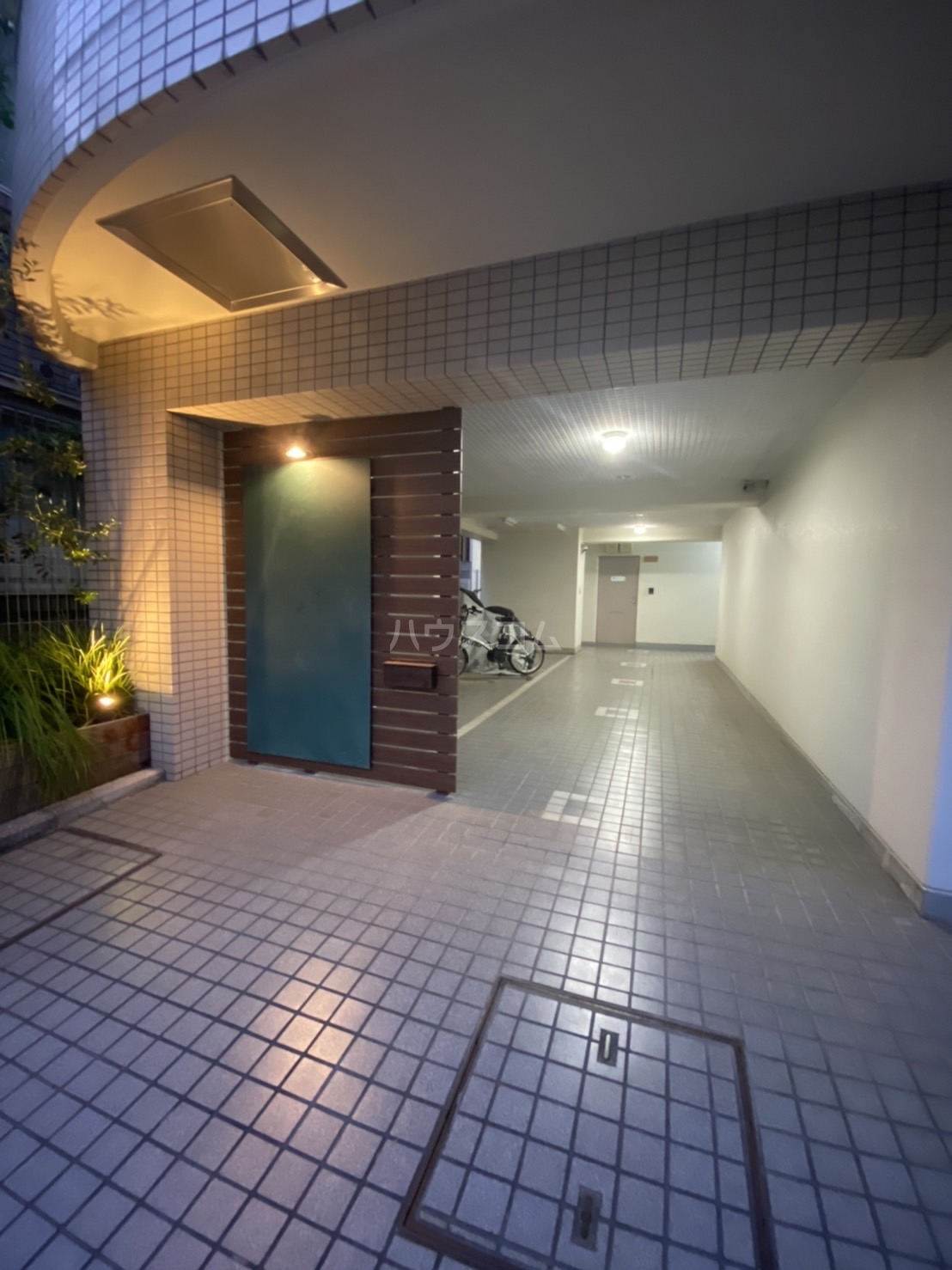 29/30 エントランス