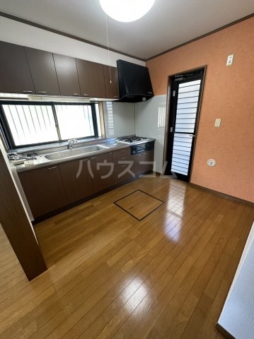 17/30 キッチン