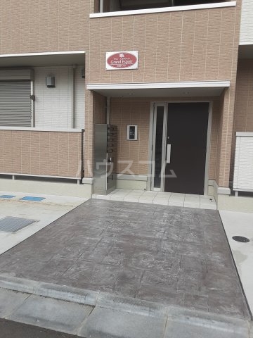 29/30 エントランス