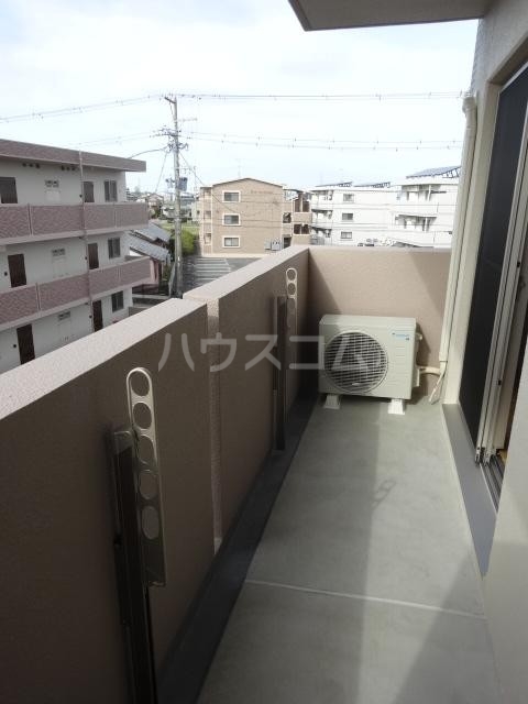 18/22 バルコニー