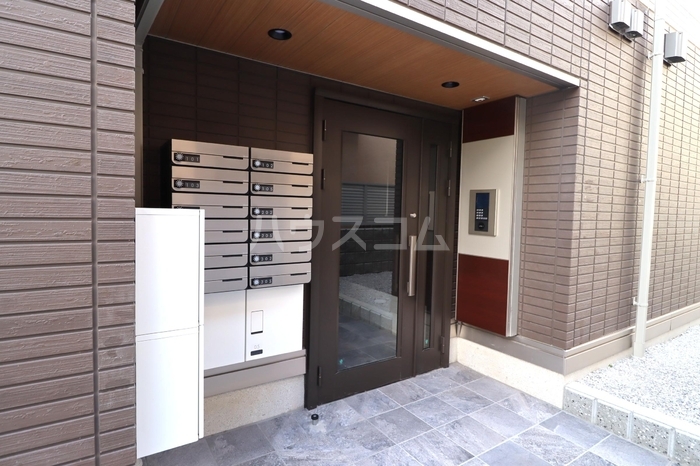 15/24 エントランス