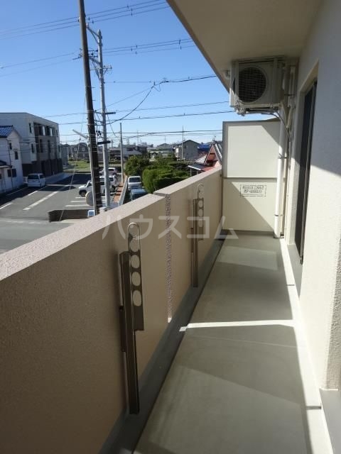 19/25 バルコニー