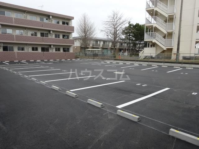 23/23 駐車場