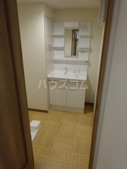 16/23 洗面