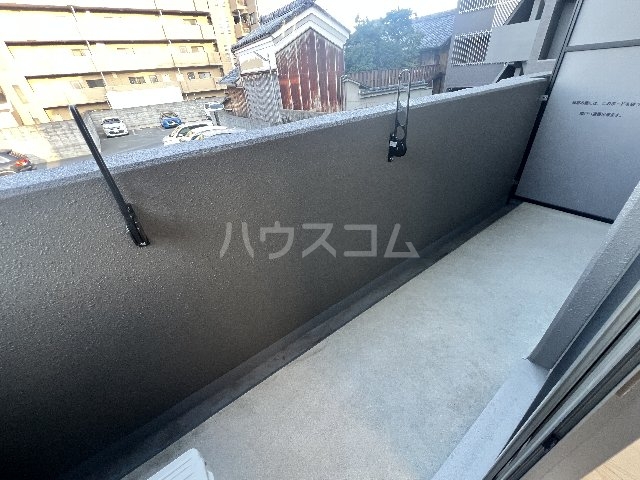 23/30 バルコニー