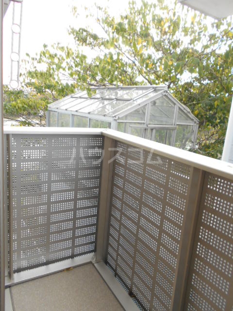 18/27 バルコニー