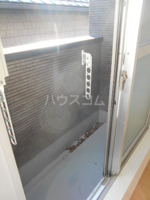 18/27 バルコニー