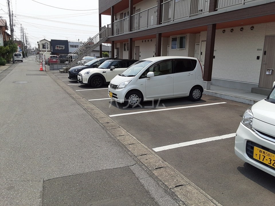 24/30 駐車場