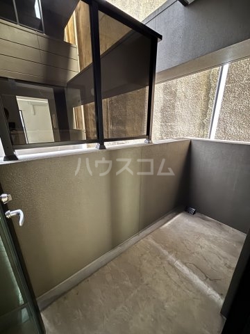 17/27 バルコニー