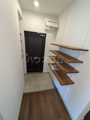 13/30 玄関