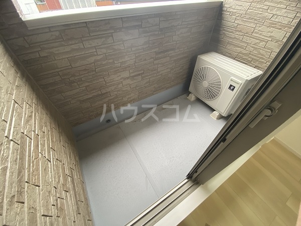 23/30 バルコニー