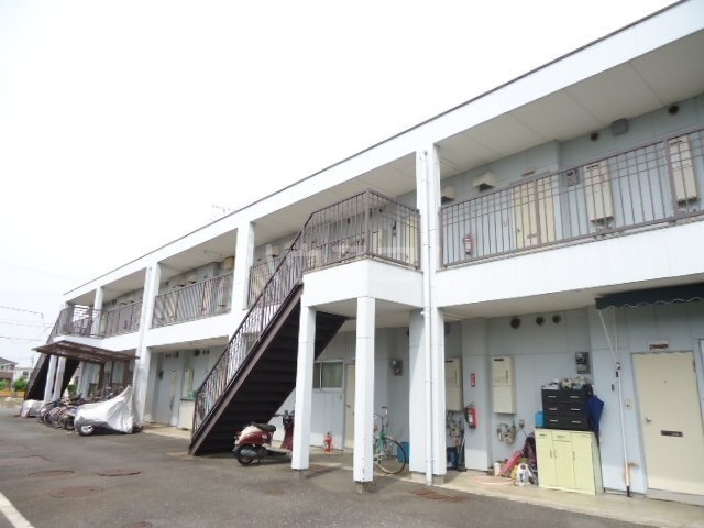 21/30 エントランス