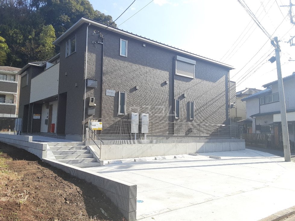 27/30 駐車場